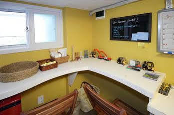 Crib 49 Guesthouse - Foreigner Only Seul Zewnętrze zdjęcie