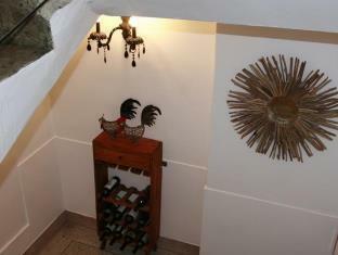 Crib 49 Guesthouse - Foreigner Only Seul Zewnętrze zdjęcie